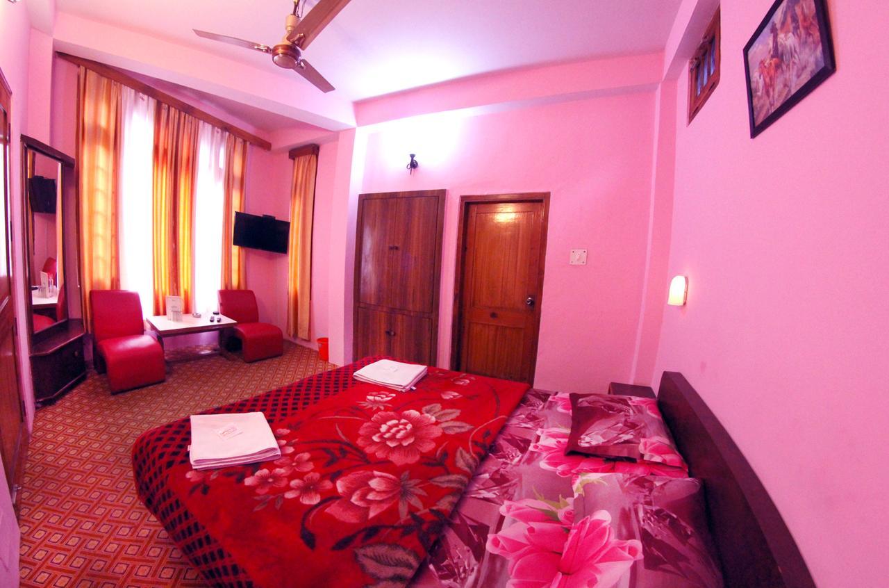Hotel Aroma Classic Kulu Exterior foto
